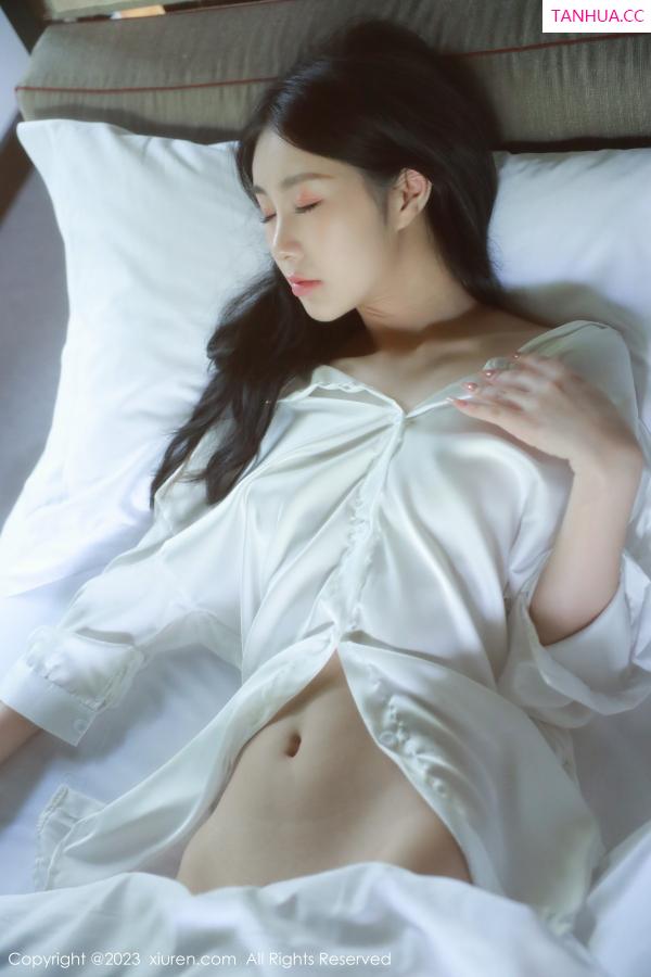 谢晚晚  [XiuRen]高清写真图 2023.01.29 No.6183 谢晚晚 丰腴美臀第17张图片